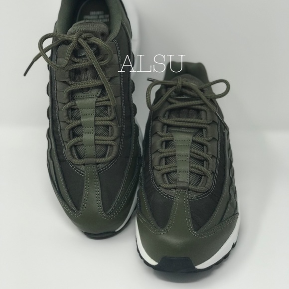 NWT Nike Air Max 95 Olive Canvas W AUTHENTIC - Picture 3 of 8